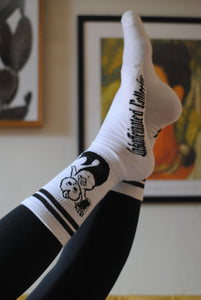 WHITE BLACK-INKAFFEINATED SOCKS